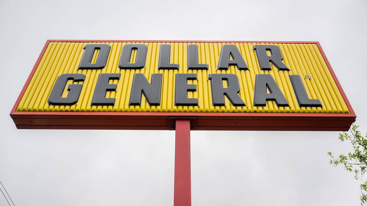 Regulators say Dollar General fired a cashier at a Georgia store because she was pregnant – 95.5 WSB
