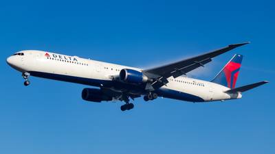 Delta flight makes emergency landing at Atlanta airport