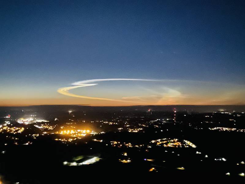 Rocket launch plume visible over Metro Atlanta Tuesday morning (Photo: Mark McKay, WSB)