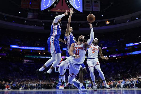 How the 76ers are making life difficult for Jalen Brunson … and how the Knicks are adjusting