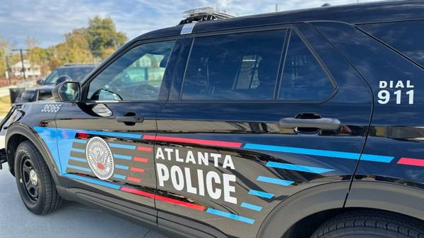 Driver in College Park city vehicle leaves deadly crash, gets into another on I-20