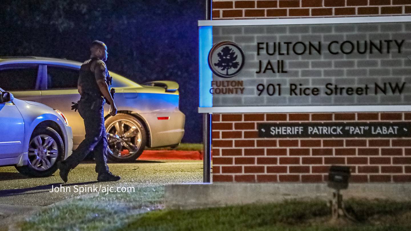 Law Enforcement Presence At Fulton County Jail Growing Ahead Of Trump Arrival 955 Wsb