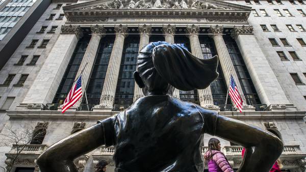 Stock market today: Wall Street rallies and adds to its hot start to the week