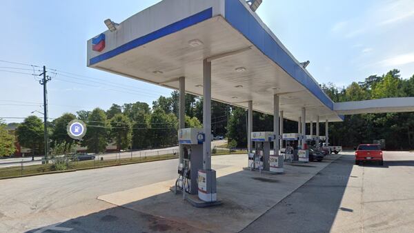 Police answer call from “MOM” after man carjacked, killed at DeKalb gas station on Mother’s Day