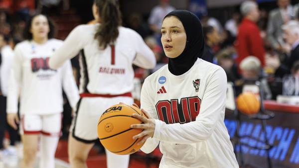 Hijab-wearing players in women's NCAA Tournament hope to inspire others