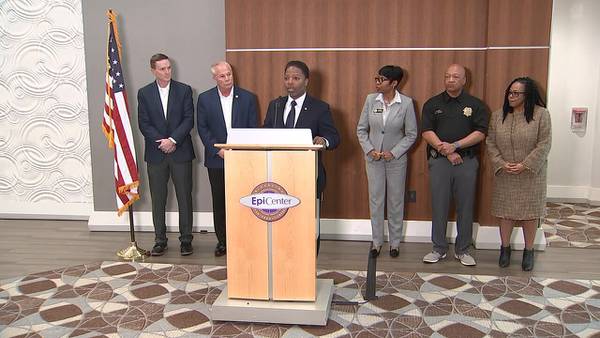 Cobb leaders plan to improve safety after fights, nearby shootings at Six Flags