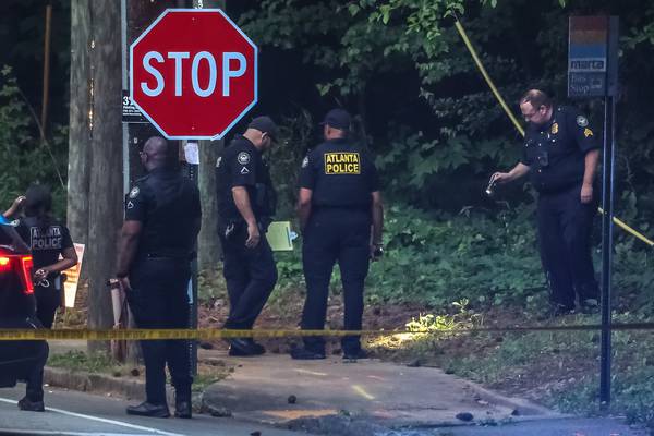 Body found under I-285 in northwest Atlanta, road shut down for investigation