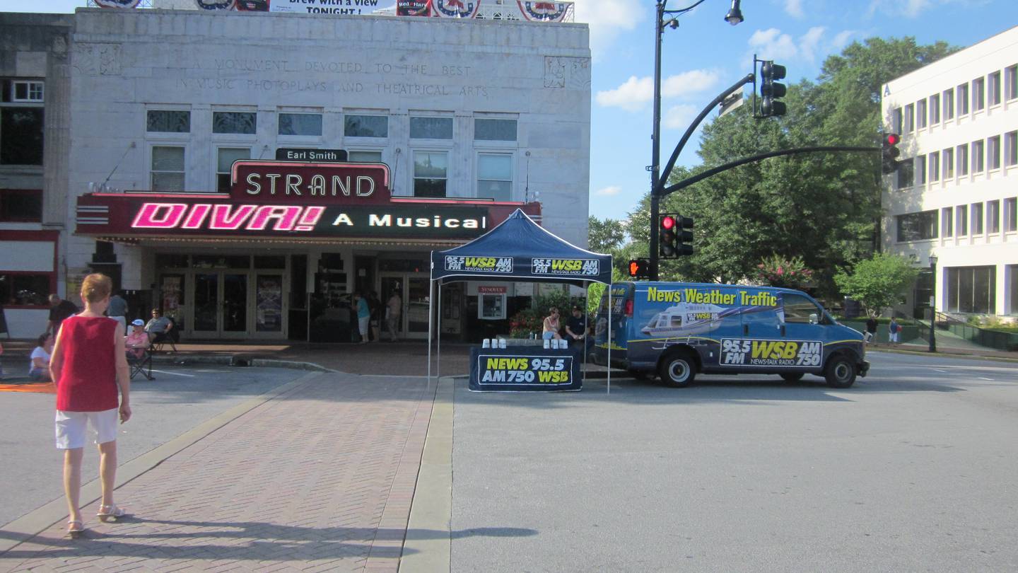 Marietta Square Concert 95.5 WSB