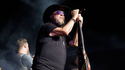 Country music star, Athens native ‘steadily improving,’ cancels rest of tour after heart attack