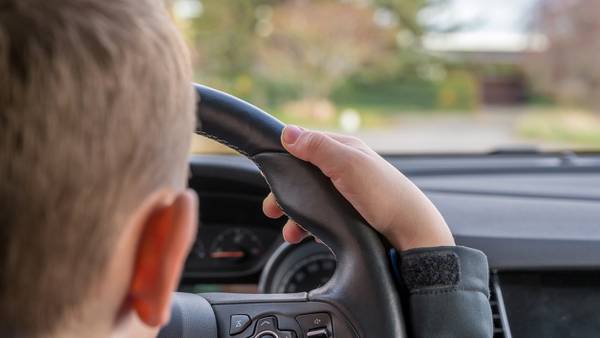 8-year-old child caught driving car wrong way, mom unconscious in back seat, police said
