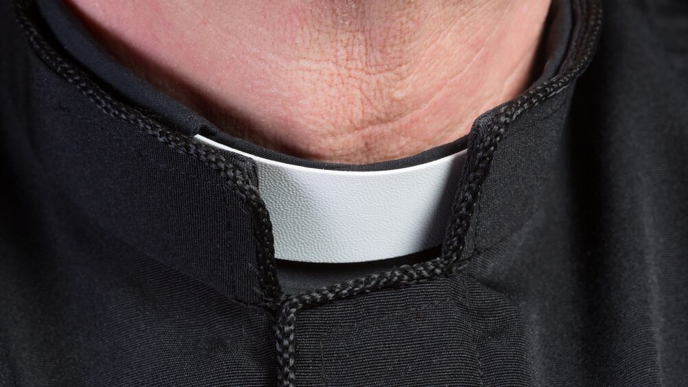 Alabama priest who fled to Italy with teen he later married is expected to be defrocked