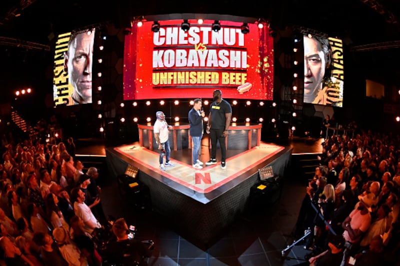 Chestnut vs. Kobayashi: "Unfinished Beef"