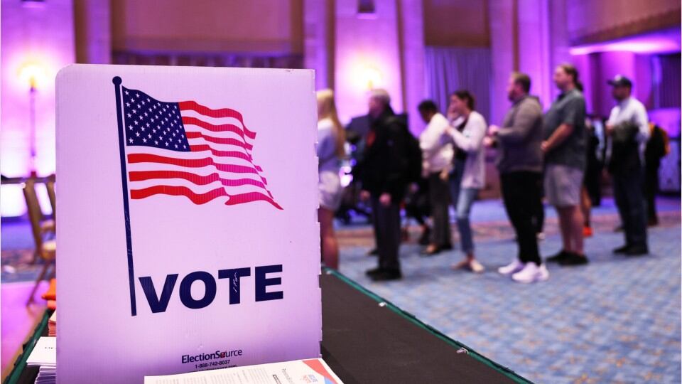 Final 100 - day push begins ahead of November midterm elections