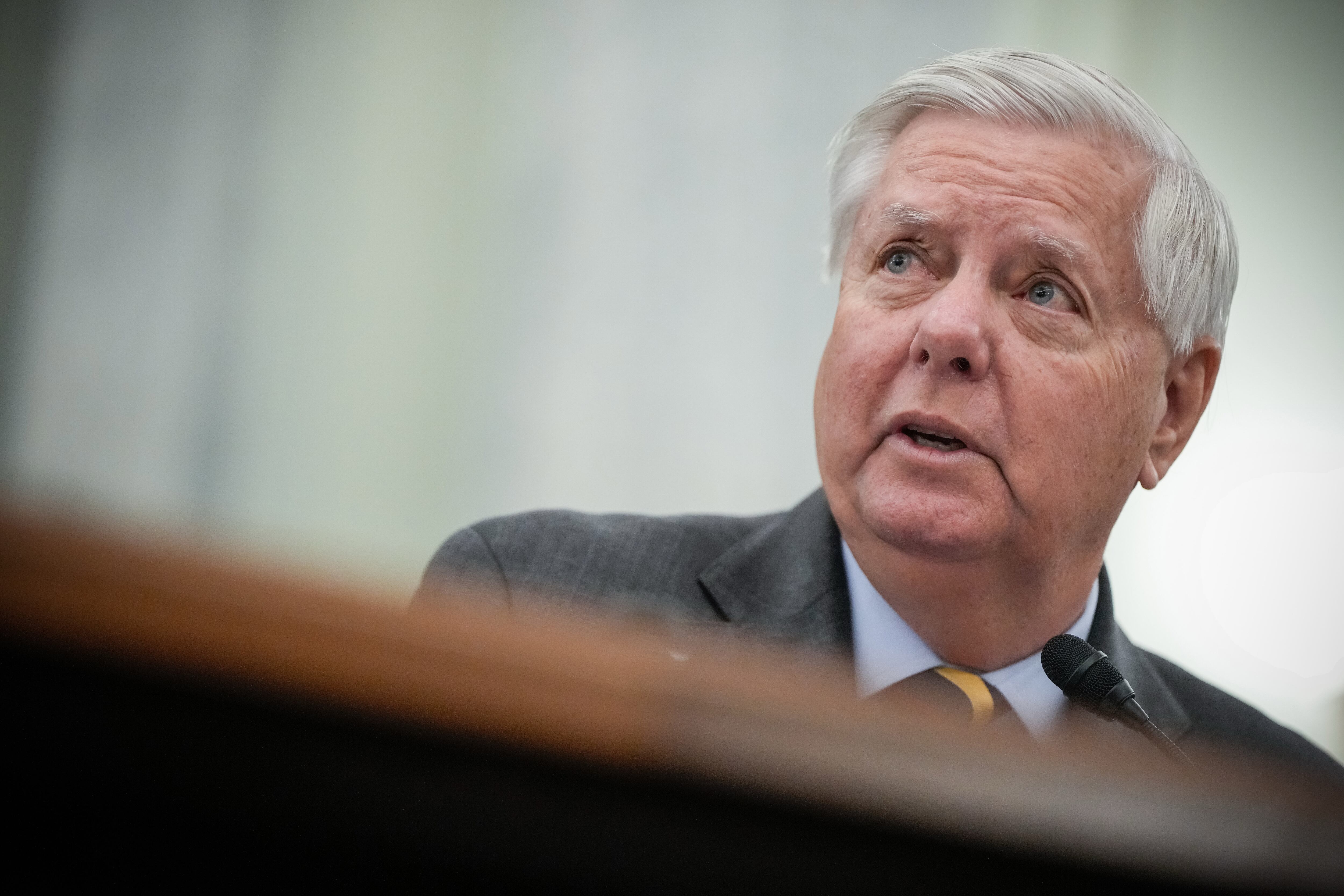 Senate passes Russia sanctions bill pushed by late Sen . Lindsey Graham